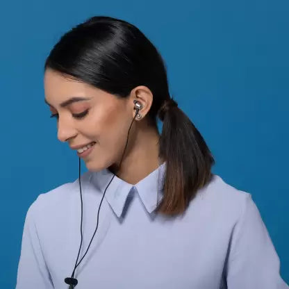 Flipkart SmartBuy Rich Bass Wired Metal Headset With Mic (Gun Metal, In the Ear) Flipkart SmartBuy Rich Bass Wired Metal Headset With Mic (Gun Metal, In the Ear)